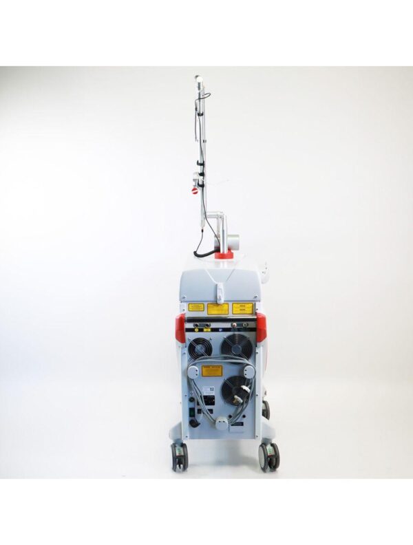 2017 Quanta System Discovery Pico Plus Picosecond Nd: YAG Laser System