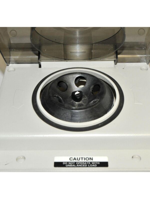 20240926030502-66f4cf5e5e0d3.jpg Hamilton Bell Van Guard V6500 Centrifuge Model 6000 6 Slot Rotor Van Guard Timer