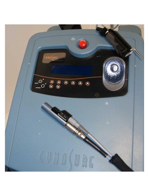2008 CynoSure Accolade Alex Laser Hair Tattoo Removal System 100-7008-010