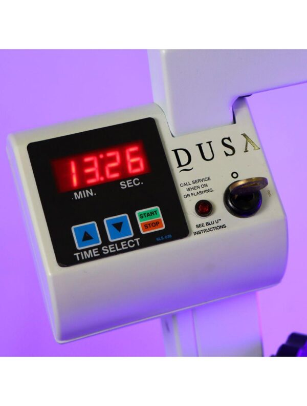 20240926064010-66f501cad6062.jpg Dusa Blu-U Blue Light Photo Dynamic Light Therapy PDT Acne Sun Damage Pigment