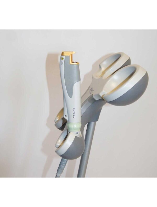 2014 Cutera Xeo Skin Resurfacing Rejuvenation Nd:YAG Laser System ND YAG