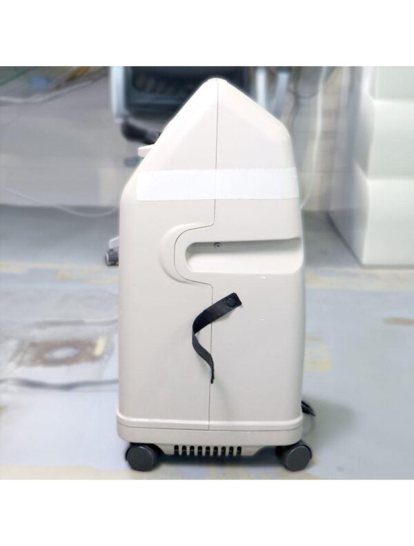 20240926080714-66f5163262fae.jpg DeVILBISS 5 Liter Oxygen Concentrator with OSD
