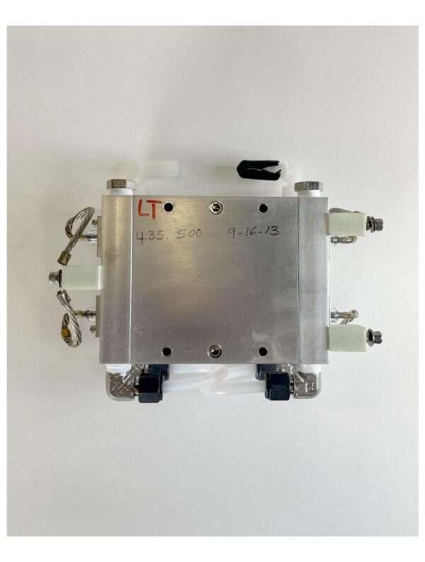 20240926081324-66f517a4be245.jpg CYNOSURE APOGEE ELITE LASER HEAD PUMP CHAMBER PN: 100-7001-940