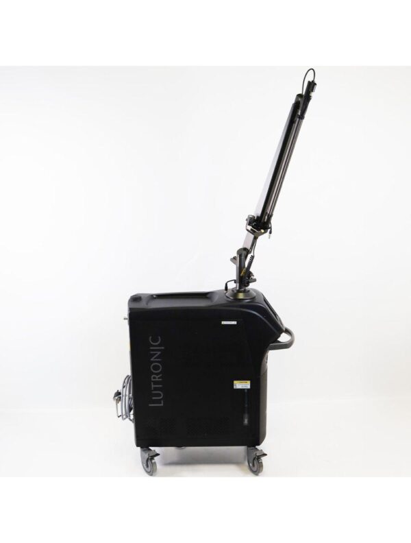 2021 Lutronic Hollywood Spectra 532/585/650/1064nm Laser System