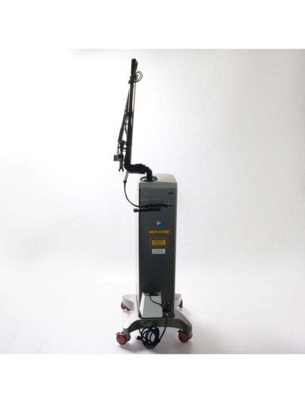 2014 Cynosure SmartSkin+ Plus 30W Fractional CO2 Laser Aesthetic Surgical