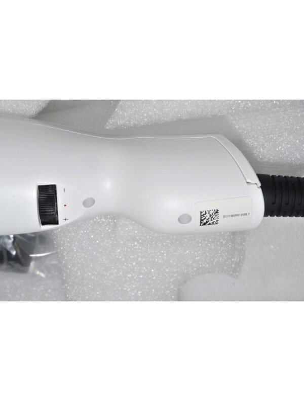 2013 Lutronic INFINI Aesthetic Microneedling Electrosurgical Skin Renew RF Laser