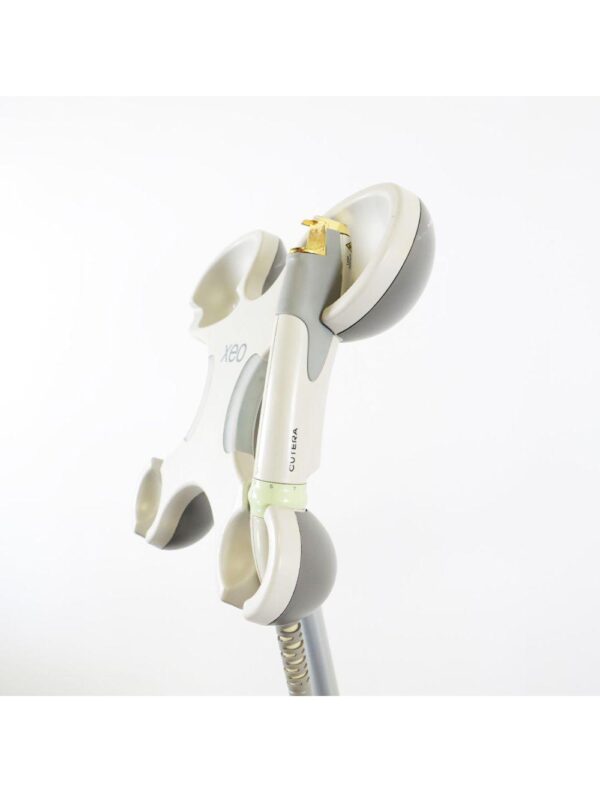 2009 Cutera Xeo Skin Resurfacing Nd: YAG Laser 1064nm Laser System US110XEO