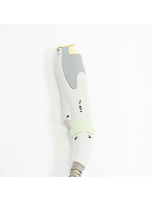 2009 Cutera Xeo Skin Resurfacing Nd: YAG Laser 1064nm Laser System US110XEO