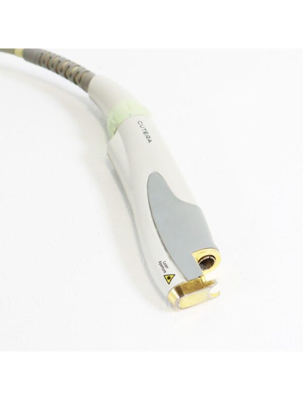 2009 Cutera Xeo Skin Resurfacing Nd: YAG Laser 1064nm Laser System US110XEO
