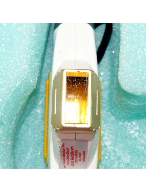 2014 Cynosure Palomar Icon IPL Laser Hair Removal Pigmented Lesions MaxR MaxYs