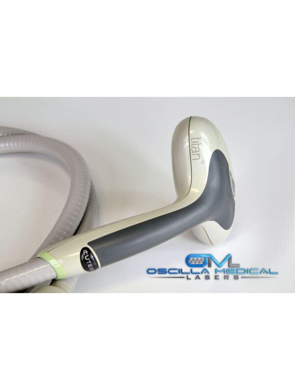 Cutera Titan V Handpiece Xeo Skin Tighten Rejuvenation Infrared IPL IR with Case