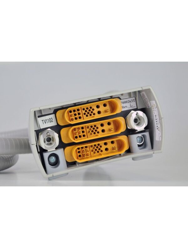 Cutera Titan V Handpiece Xeo Skin Tighten Rejuvenation Infrared IPL IR with Case