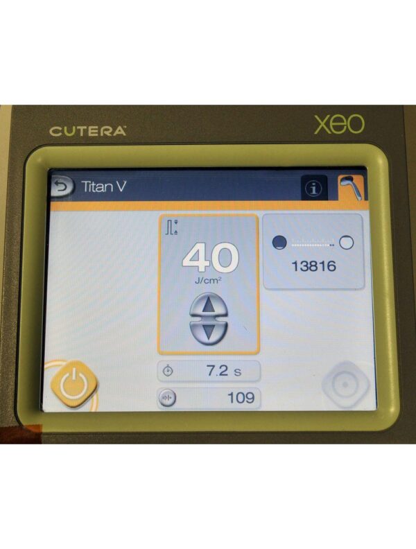 Cutera Titan V Handpiece Xeo Skin Tighten Rejuvenation Infrared IPL IR with Case