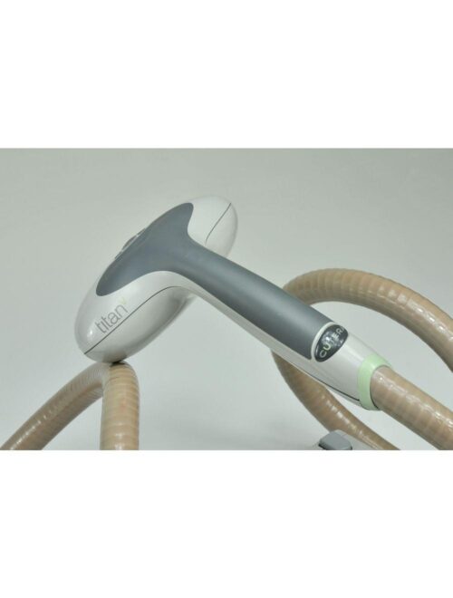 Cutera Titan V Handpiece Xeo Coolglide Laser IPL System Wrinkles Acne Scars