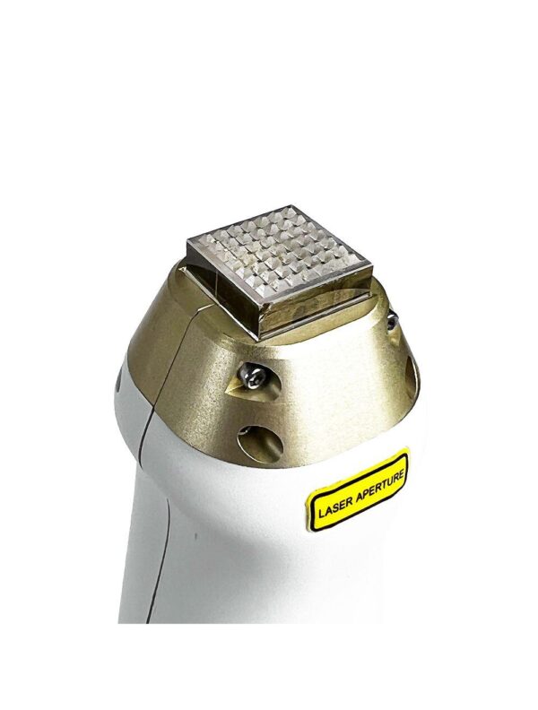 20240928144957-66f81795e184c.jpg Cynosure Palomar 1540 Erbium Laser 12x12 XD Fractional Handpiece Damaged