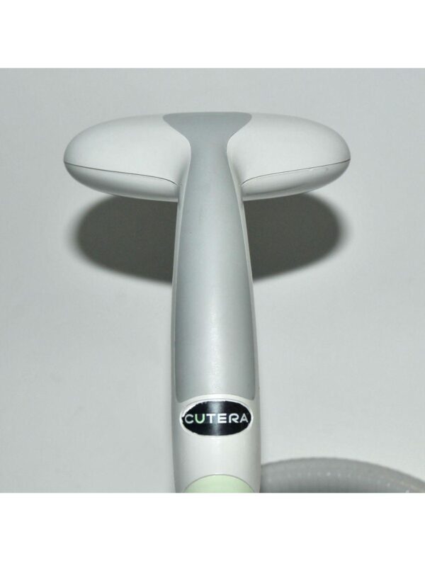 Cutera Xeo Solera Opus Laser LP560 Handpiece Benign Pigmented Lesions Lentigines