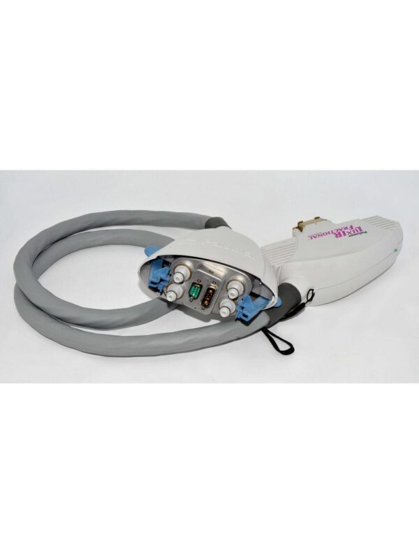 20240928153831-66f822f7f0165.jpg Cynosure Palomar LuxIR Fractional Handpiece Starlux 300/500 Lux IR Low Shots